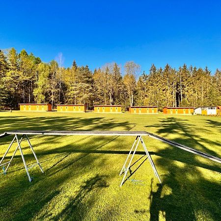 Ranc Esadera Hotel Zatavi Buitenkant foto